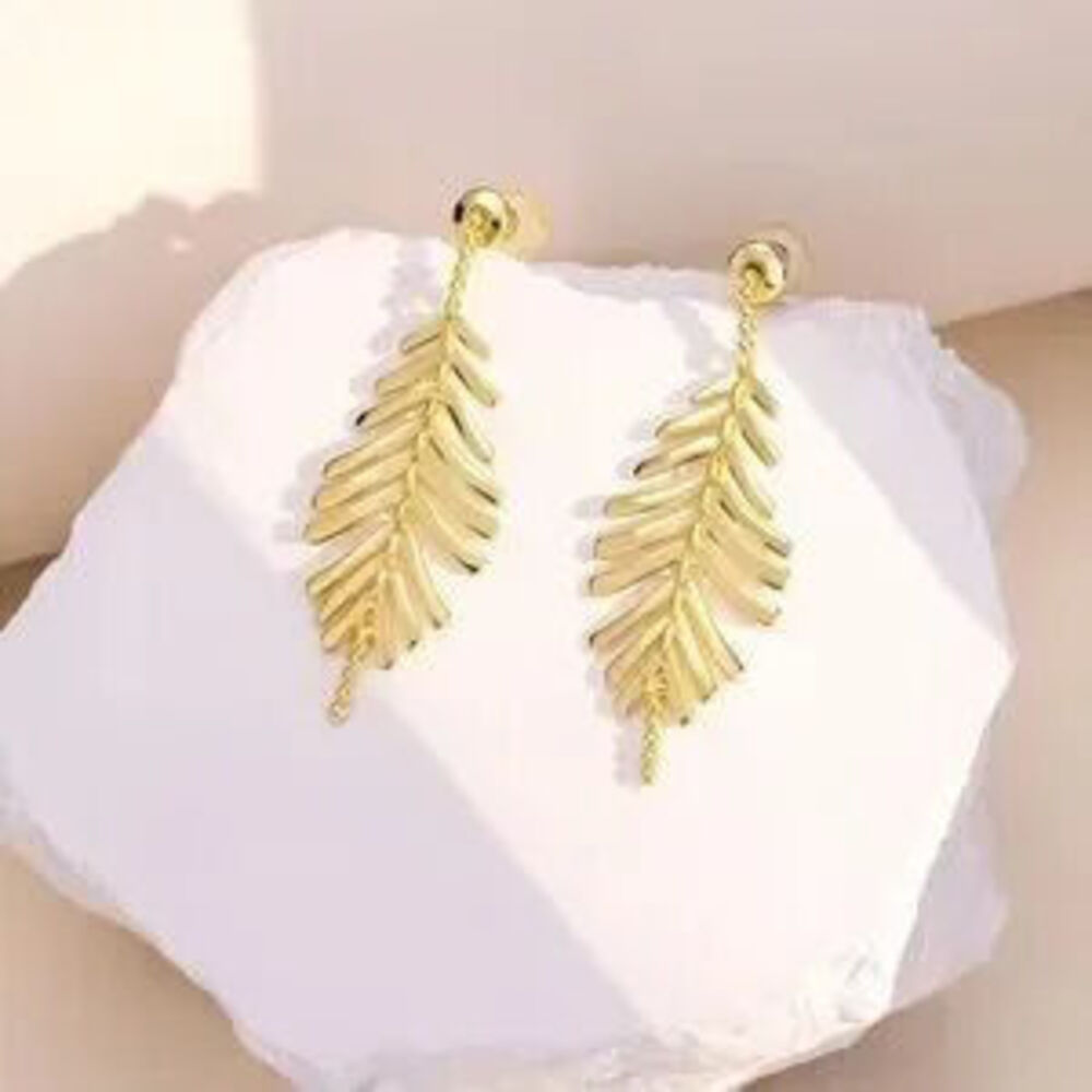 Valenique Feather Cascade Earrings Minimalist